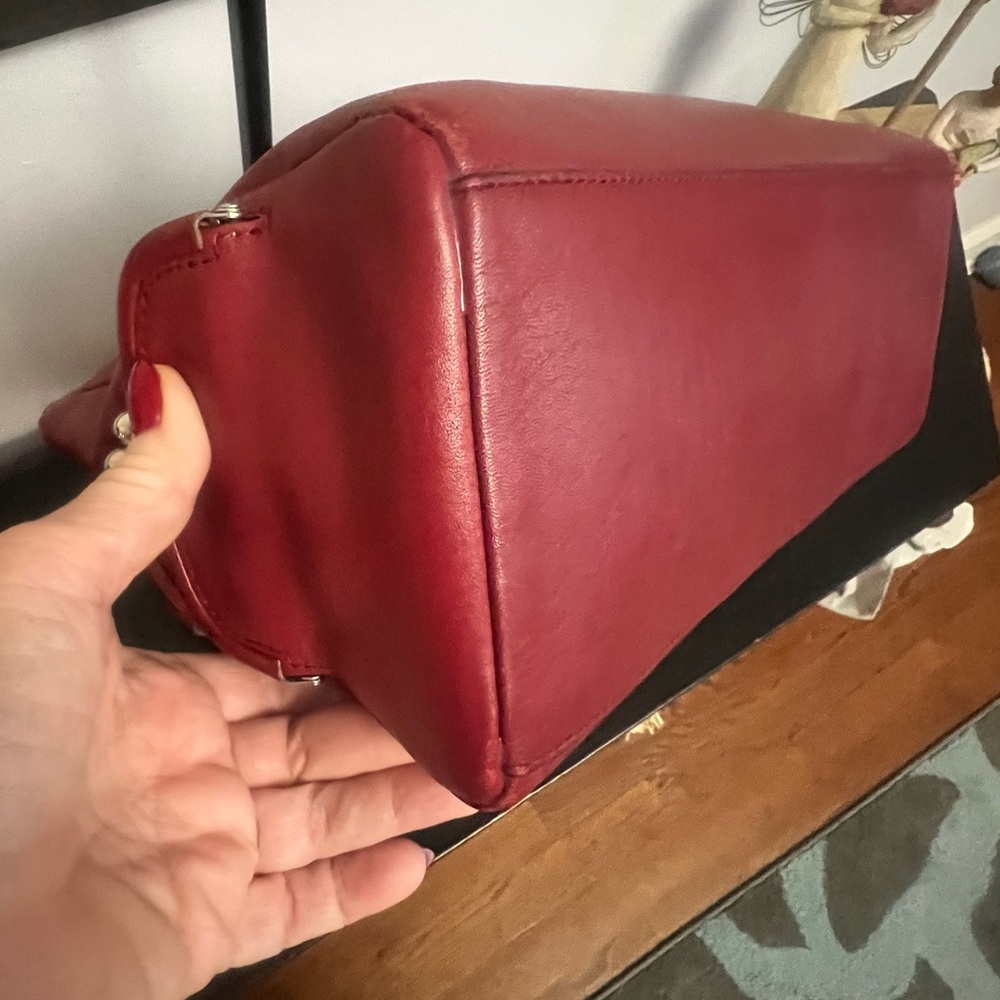 Coach Archive Legacy Dark Red Satchel Handbag With Kiss locks 2012 - Picture 12 of 14